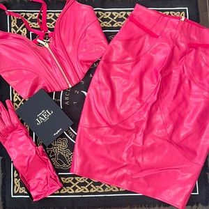 Honey Birdette “Jael” leather bondage style Top and skirt with matching Gloves❤️